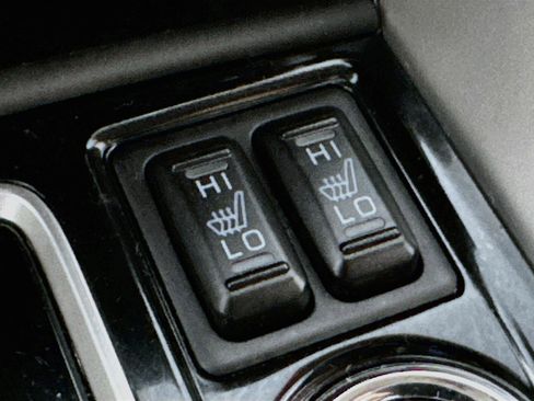 Used 2025 Mitsubishi Eclipse Cross LE AWD/4WD image 4