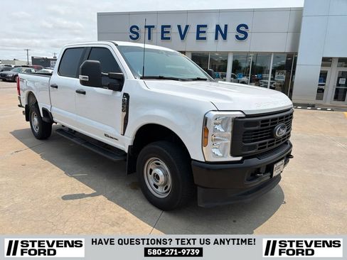 Used 2025 Ford F250 XL w/ FX4 Off-Road Package AWD/4WD image 3