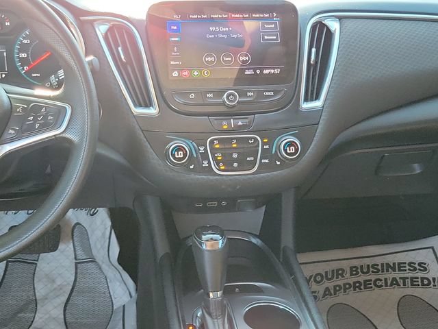 Used 2020 Chevrolet Malibu LT FWD image 29