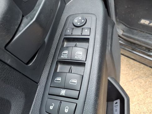 Used 2014 RAM 1500 Express w/ Black Ram 1500 Express Group RWD image 20