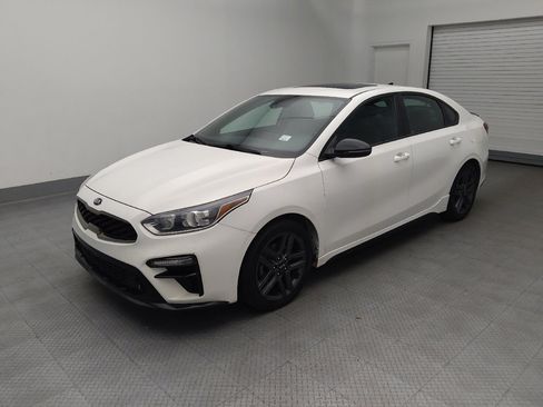 Used 2021 Kia Forte GT-Line FWD image 2