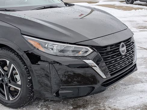 Certified 2025 Nissan Sentra SV image 35