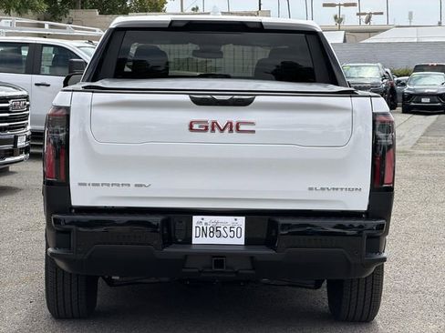 Used 2026 GMC Sierra EV Elevation AWD/4WD image 5