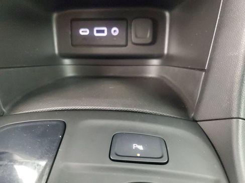 Used 2023 Chevrolet Equinox RS image 18