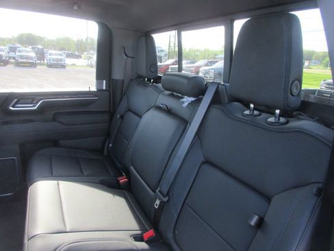 New 2026 GMC Sierra 2500 SLT w/ SLT Premium Package AWD/4WD image 16