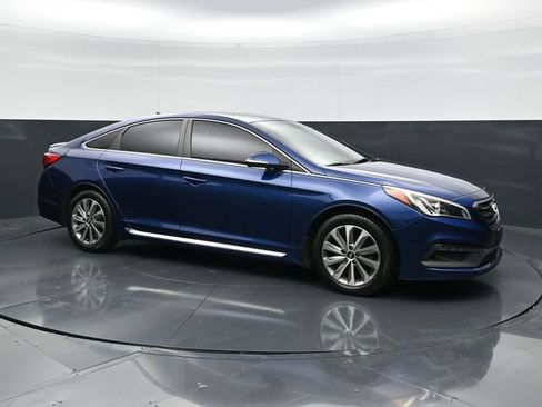 Used 2016 Hyundai Sonata Sport w/ Cargo Package FWD image 3