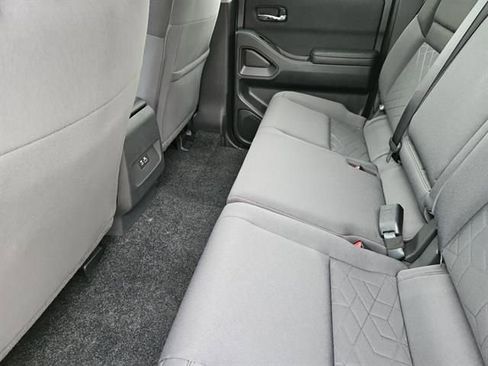 Used 2026 Nissan Frontier SV w/ Tow Package image 18