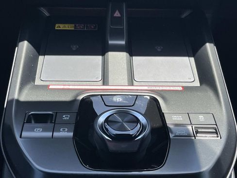 New 2026 Subaru Uncharted AWD image 15