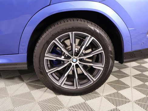Used 2020 BMW X6 M50i w/ Premium Package AWD/4WD image 20