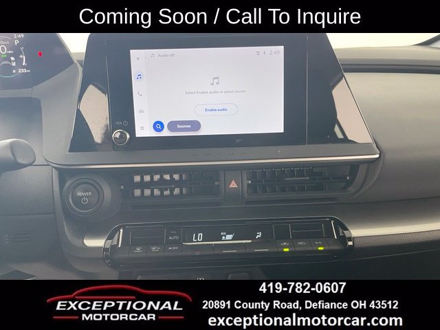 Used 2025 Toyota Prius LE FWD image 38