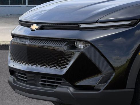 New 2026 Chevrolet Equinox EV LT image 37