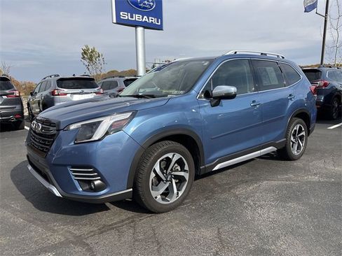 Used 2022 Subaru Forester Touring image 11