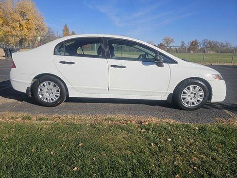 Used 2009 Honda Civic DX-VP image 6