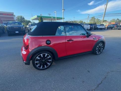 Used 2024 MINI Cooper S FWD image 8