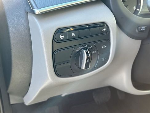 Certified 2024 INFINITI QX50 Luxe image 17