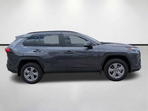 Used 2025 Toyota RAV4 XLE FWD image 3