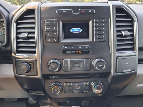 Used 2018 Ford F150 XLT AWD/4WD image 13