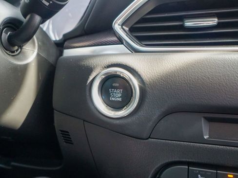 Used 2021 MAZDA CX-5 Carbon Edition image 23