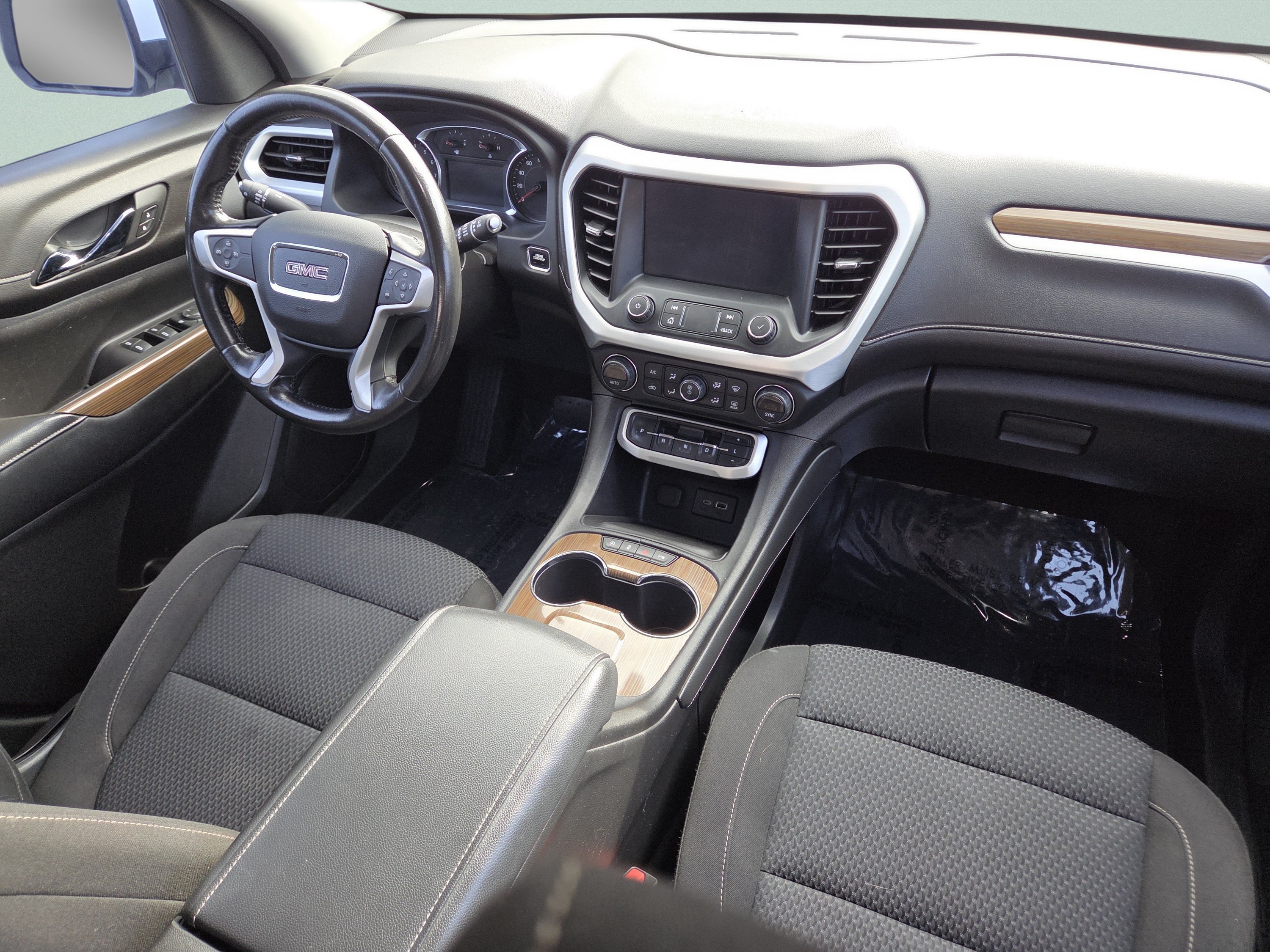 Used 2020 GMC Acadia SLE FWD image 26