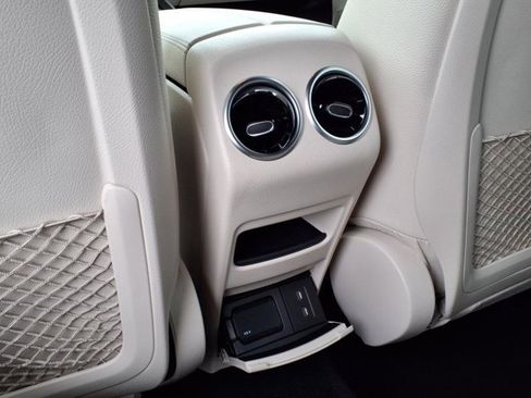 Used 2025 Mercedes-Benz GLA 250 image 18