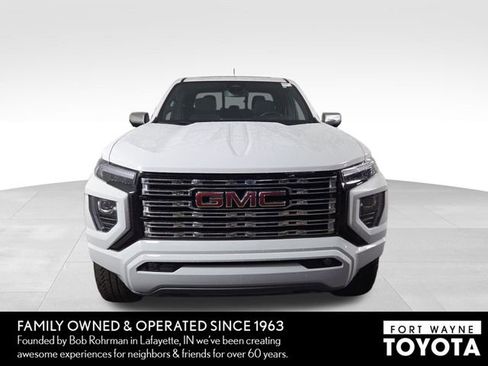 Used 2023 GMC Canyon Denali AWD/4WD image 3
