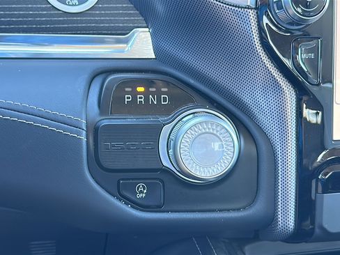 Used 2022 RAM 1500 Limited image 34