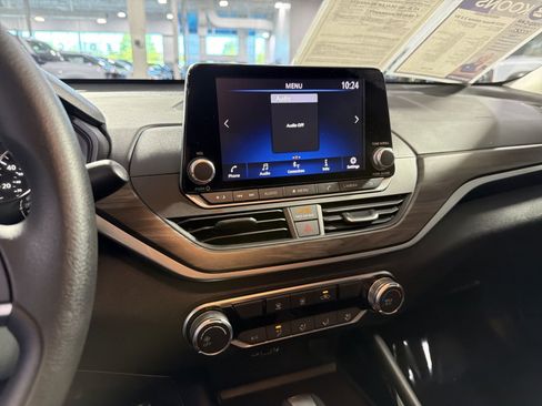 Used 2023 Nissan Altima 2.5 SV image 30