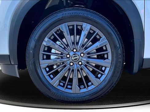 New 2026 Nissan Pathfinder SL FWD image 13