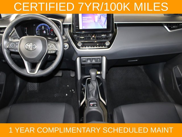 Used 2023 Toyota Corolla Cross XLE AWD/4WD image 15