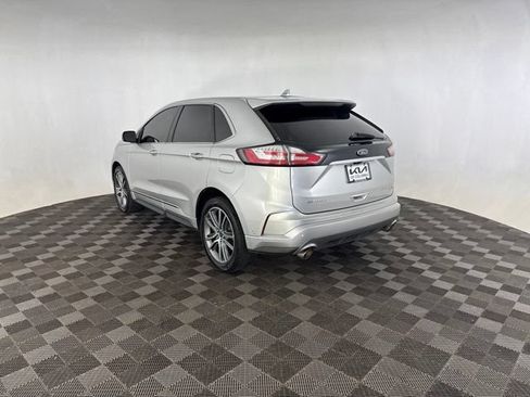 Used 2019 Ford Edge Titanium w/ Equipment Group 301A AWD/4WD image 9