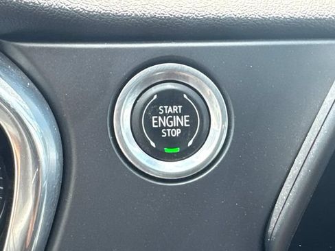 Used 2021 Chevrolet Blazer LT FWD image 36