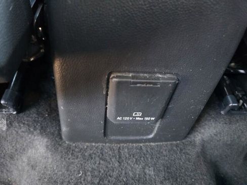 Used 2022 Chevrolet Trax LT w/ LT Convenience Package image 29