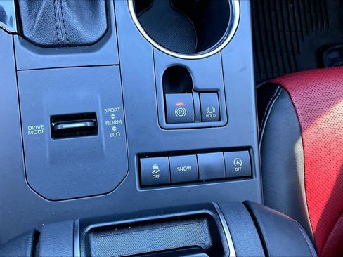 Certified 2021 Toyota Highlander XSE image 35