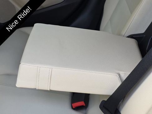 Used 2019 Mercedes-Benz GLA 250 image 10