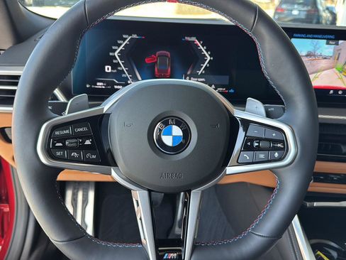 Used 2025 BMW M440i Convertible w/ Premium Package image 12