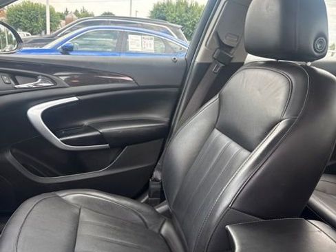 Used 2017 Buick Regal Sport Touring FWD image 6