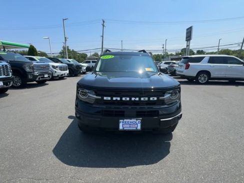Used 2023 Ford Bronco Sport Outer Banks w/ Tech Package AWD/4WD image 3