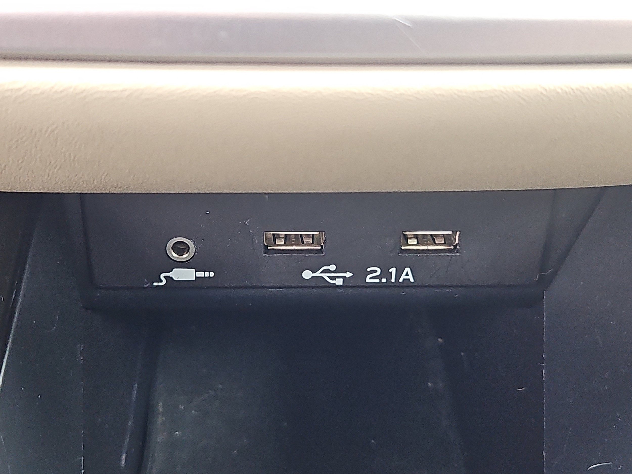 Used 2021 Subaru Legacy Premium AWD/4WD image 9