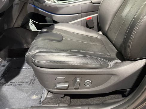 Used 2023 Hyundai Santa Fe Calligraphy AWD/4WD image 14
