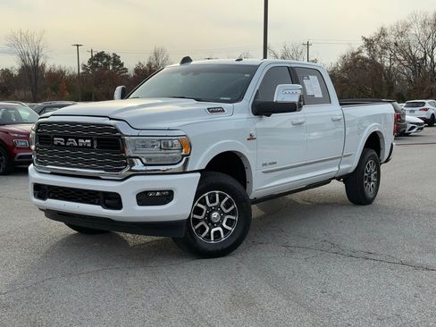 Used 2024 RAM 2500 Limited image 3