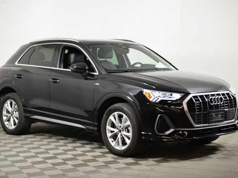 Certified 2022 Audi Q3 2.0T Premium Plus image 6