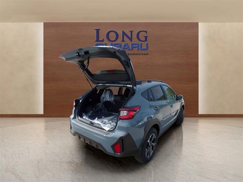 Used 2025 Subaru Crosstrek 2.0i Premium image 9