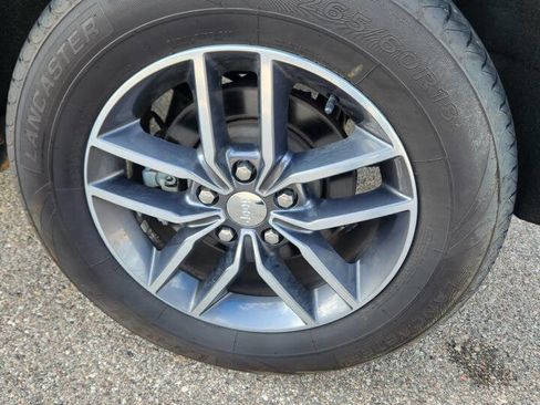 Used 2021 Jeep Grand Cherokee Limited image 27