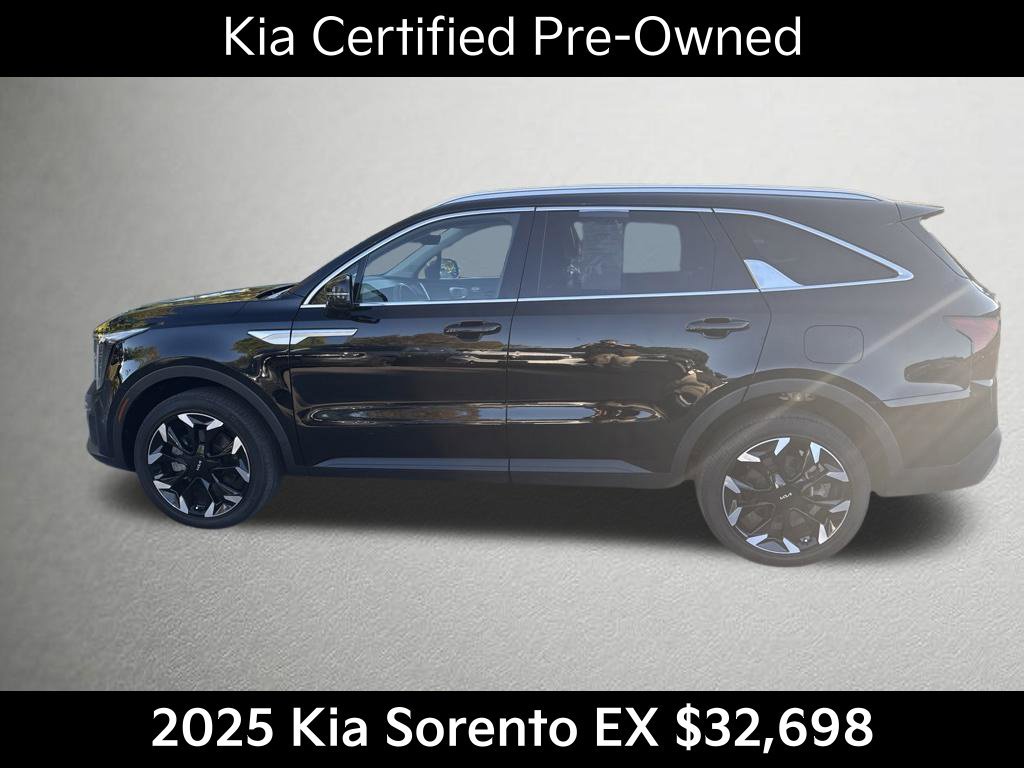 Certified 2025 Kia Sorento EX w/ Panoramic Sunroof Package AWD/4WD image 7