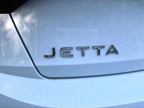 Certified 2023 Volkswagen Jetta Sport FWD image 27