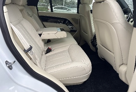 Used 2026 Land Rover Range Rover SE AWD/4WD image 10