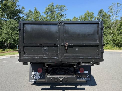Used 2016 Ford F550 4x4 SuperCab Super Duty image 4