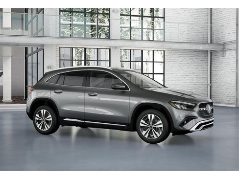 New 2026 Mercedes-Benz GLA 250 4MATIC image 13