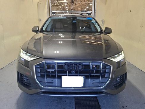 Used 2022 Audi Q8 Prestige w/ Prestige Package AWD/4WD image 2