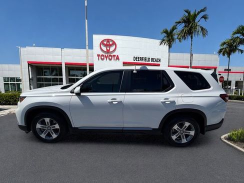 Used 2024 Honda Pilot EX-L image 4